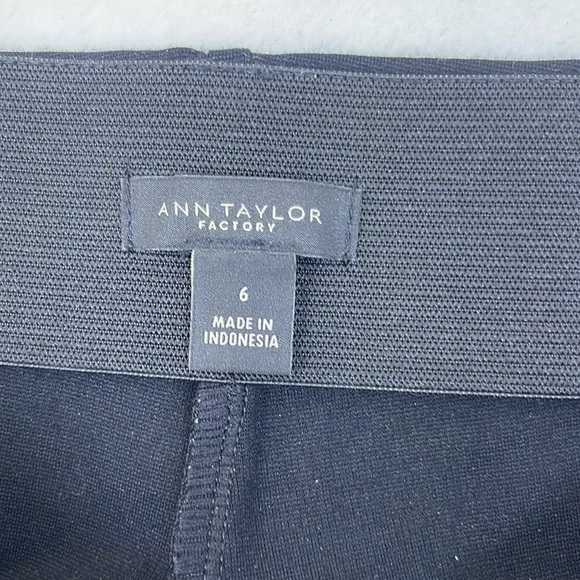 Ann Taylor Factory Black Slacks. - Picture 12 of 15